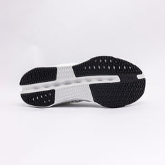 On Running Cloudmonster Sneaker