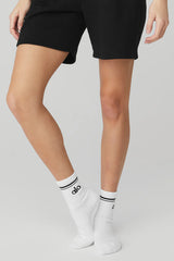 Alo Yoga | Unisex Half-Crew Throwback Sock White/Black