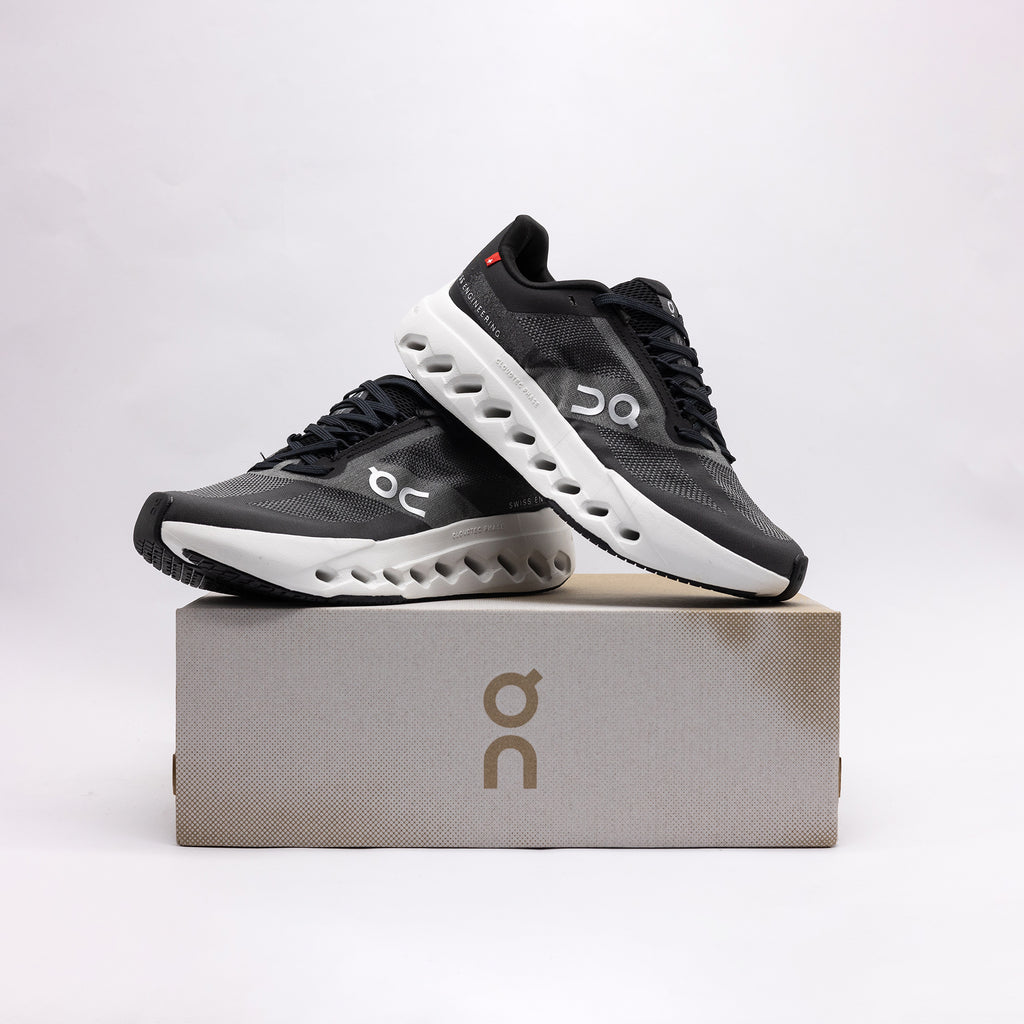 On Running Cloudmonster Sneaker (Mirror)
