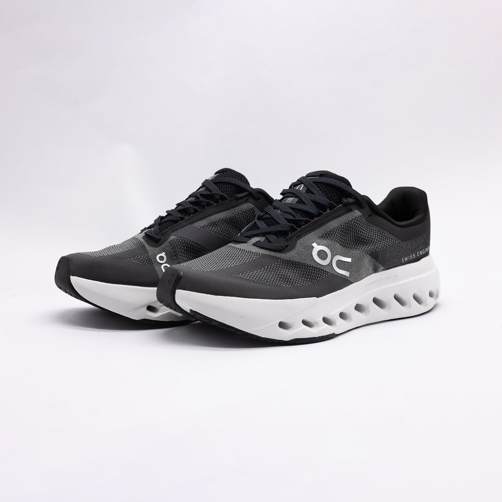 On Running Cloudmonster Sneaker (Mirror)